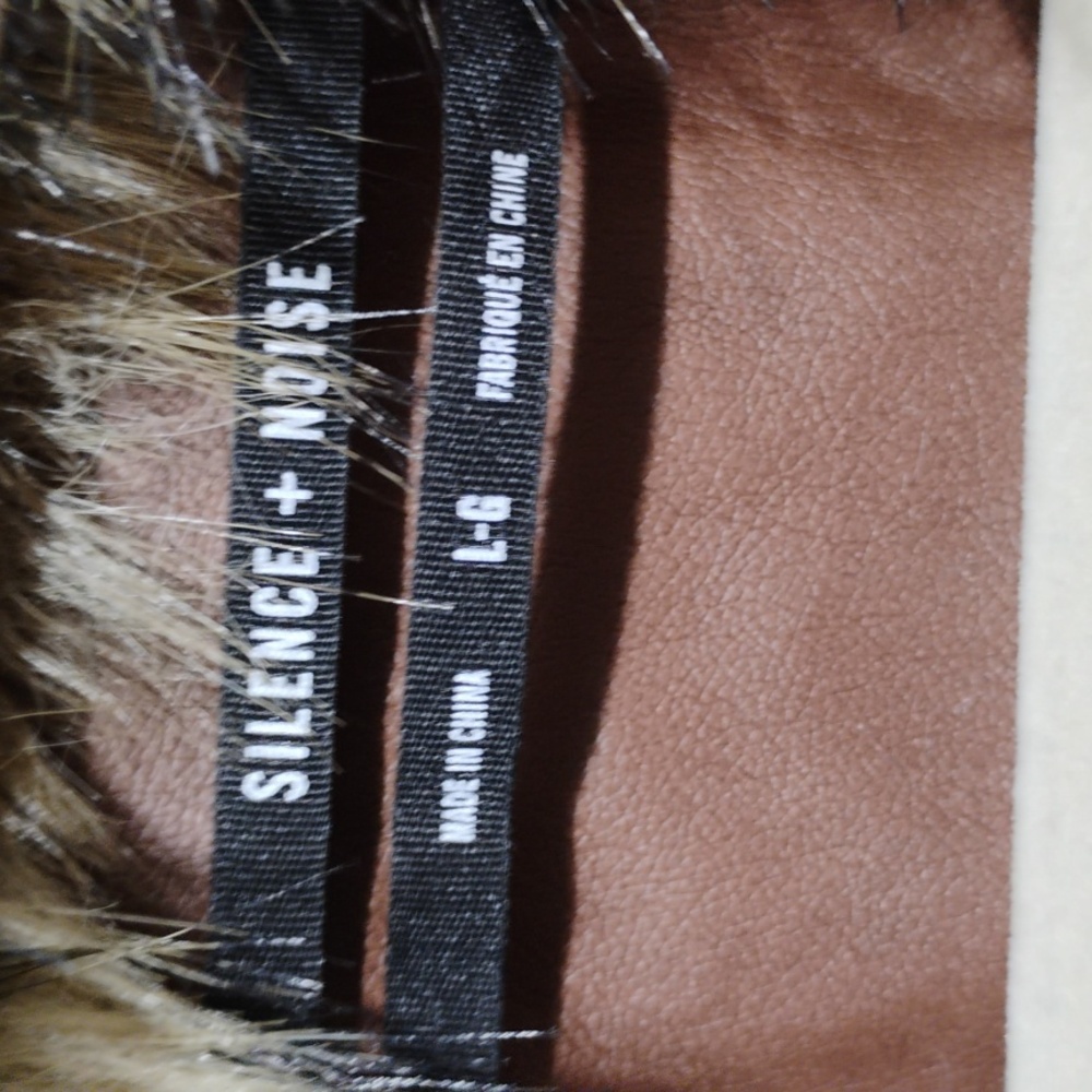SALE! Silence & Noise Brianna Faux Fur Trim Jacket Sz.L Never Worn No Tags - Picture 4 of 9